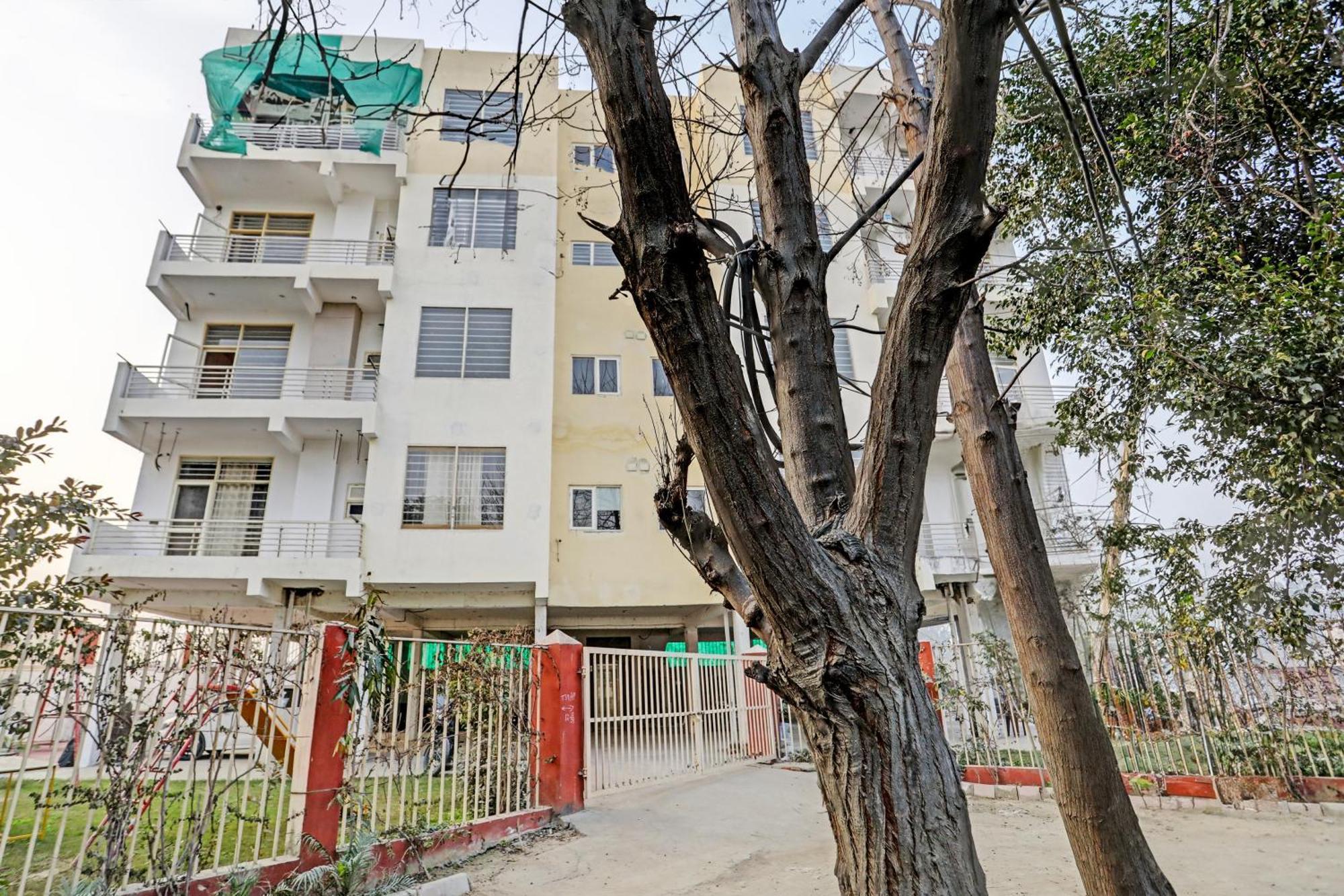 Oyo Home Green View Appartments Beās Eksteriør bilde